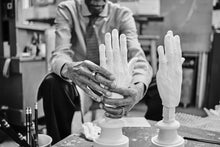 Load image into Gallery viewer, LIFE CAST SCULPTURE OF MAESTRO&#39;S LEFT HAND
